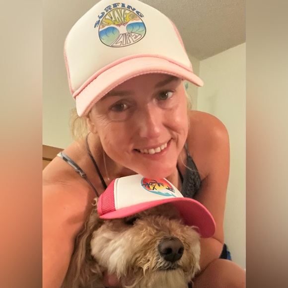 Meet your Posher, Allison - Picture 1 of 1